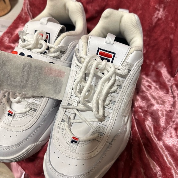 NWOB Fila Women's Disruptor Zero Sneakers - Picture 3 of 8